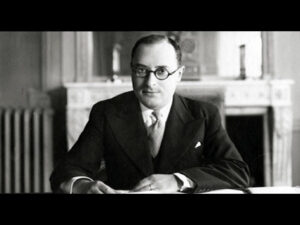 Jean Zay dans son ancien cabinet de travail, 1936.