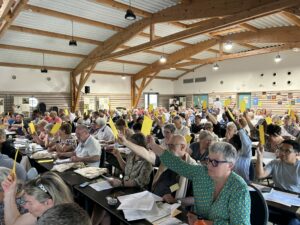 Les conseillers synodaux au moment du vote