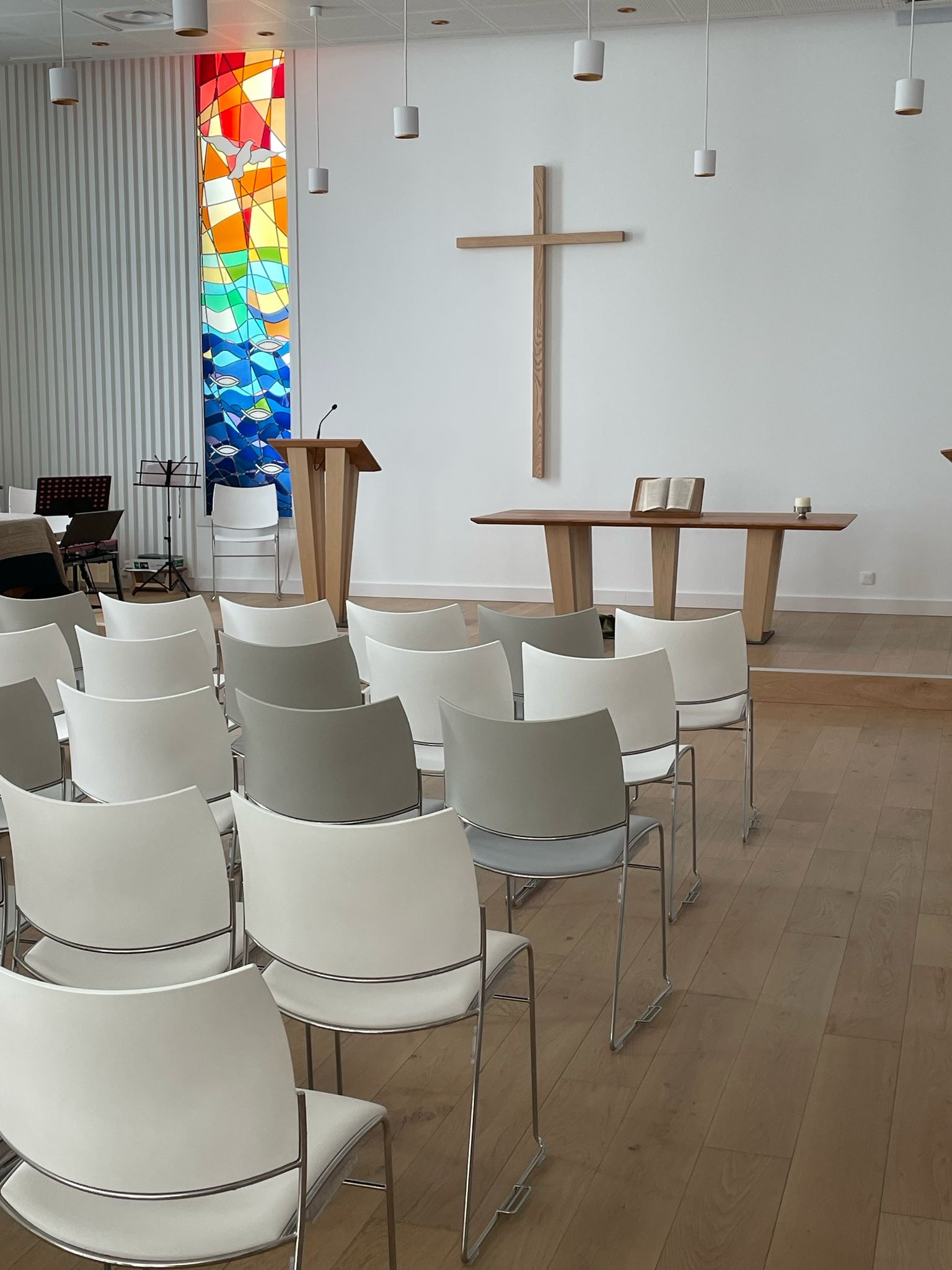 La salle de culte du temple de Vannes