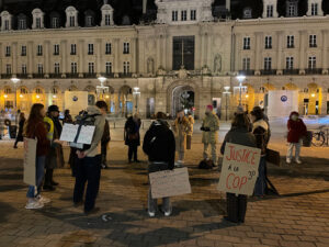 Cercle de silence le 18 novembre 2025, place de la République à Rennes